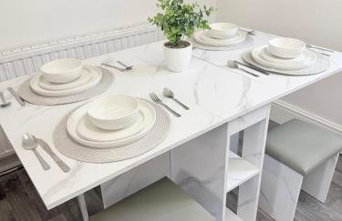 Deepdale House - Comfortable 2 Bedroom Home near Major Attractions in Preston - Photo 6