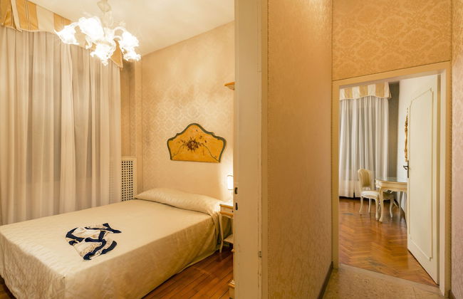 Palazzo Guardi - Photo 21