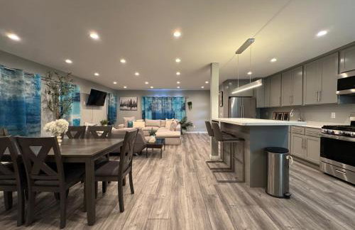 Spacious 3 bedroom unit with backyard and parking just 10 minutes from Rodeo Dr and attractions! - Foto 44