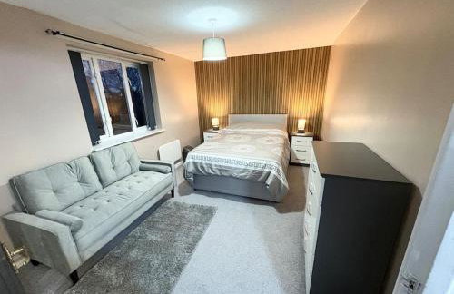 Two bed spacious apartment, central location, free parking and Wifi - Foto 15