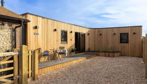 Modern 2-Bed Cabin Near West Wittering Beach - Foto 2