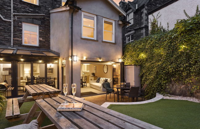 Rosemount X3 Bed Townehouse With Hot Tub - Foto 8