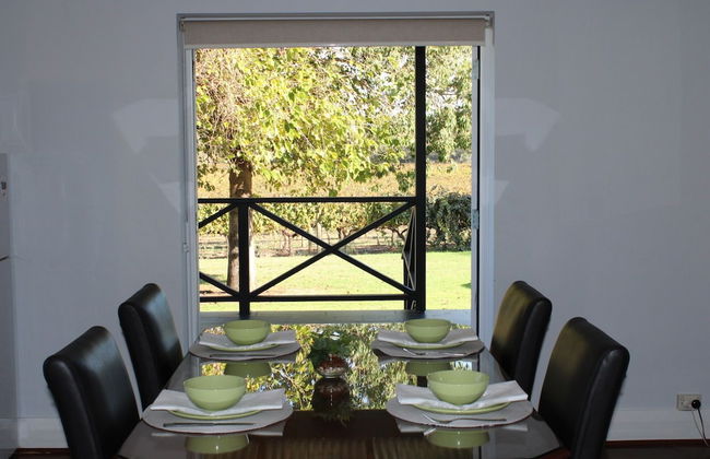 Vineyard Cottage at Upper Reach Winery - Foto 4