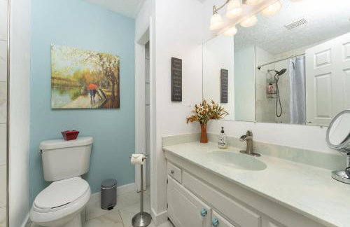 Cozy and Bright 3br apartment 15 min to DT Avl - Foto 4