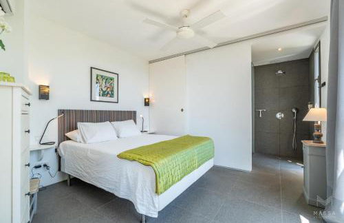 Can Ema, villa moderna con piscina frente al mar - Foto 71