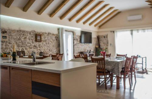 MY DALMATIA - Authentic villa Zvonko with private swimming pool - Foto 42