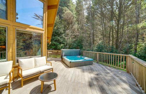 Hot Tub, 1 Mi to Beach 12-Acre Fort Bragg Cabin! - Foto 20