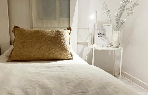 White Apartment Barcelona - Foto 24