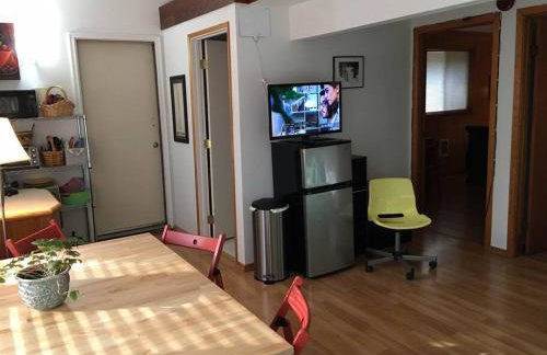 Whitaker 5 bdrm Daily-Weekly-Monthly - Photo 10