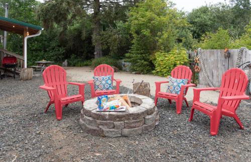 Funky and Fun Beach Getaway - Foto 31