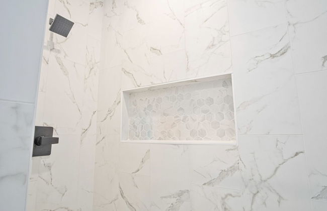 Lovely Charming 4BR 2 5BA Near Downtown s Prime - Foto 23