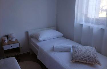 Roko Opaćac Veli IŽ,otok Iž - Foto 35