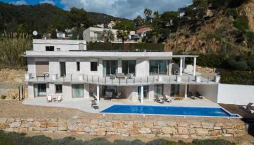 Gran Piscina Hidromasaje playa privada y sauna - Photo 4