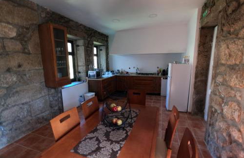 Albergue e AL O Brasão Valença - Foto 20