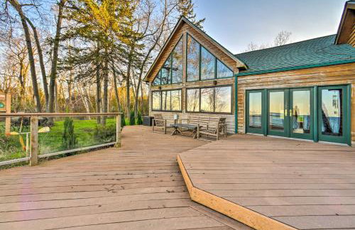 Lakefront Applegate Retreat w/ Private Beach! - Photo 28