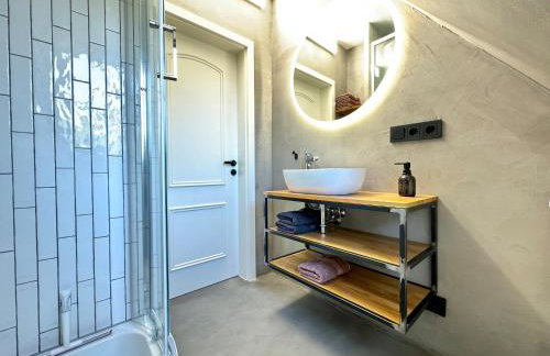 Stilvolles Haus mit Naturgarten & Weitblick - für Familien & Freunde - Foto 7