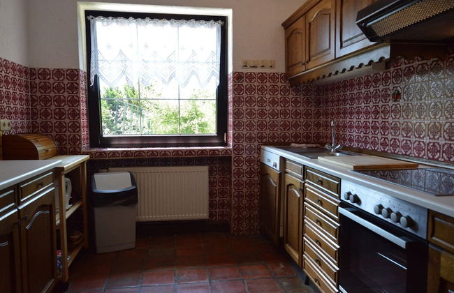 Romantic Mansion in Strotzbusch by the Forest - Photo 5