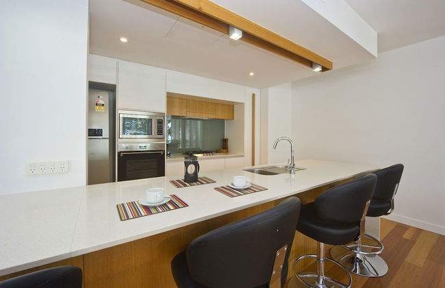 Maggies Beachfront Apt. 3 - Photo 7