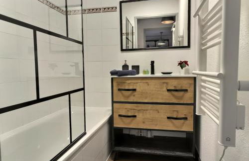 L'Atelier St James - Gare, Parking Privé - Clim - Piscine - Foto 8