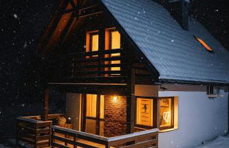 BIESZCZADZKI RAJ z prywatną działką przy linii brzegowej Jeziora Solińskiego Sauna Basen sezonowy - Foto 72