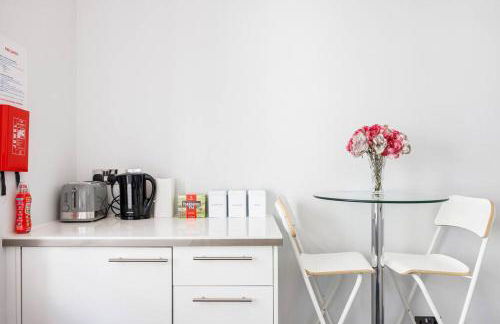 Charing Cross Road One Bedroom - Photo 21