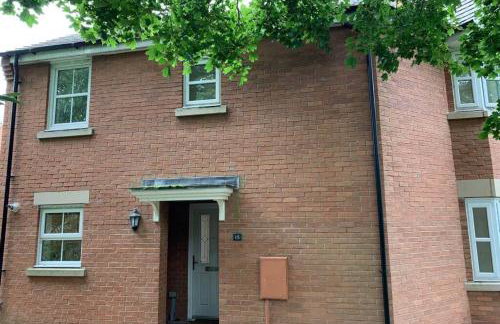 Stylish 3-Bedroom Home with Parking - Foto 7