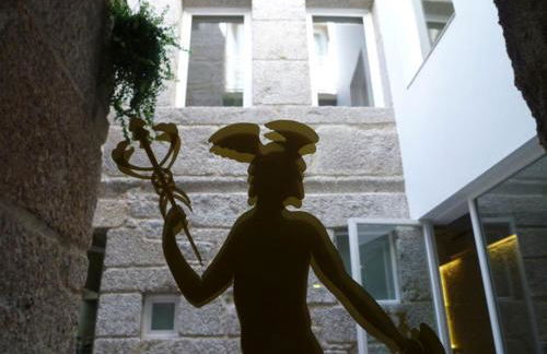 Guimarães Studios Lounge - Foto 15