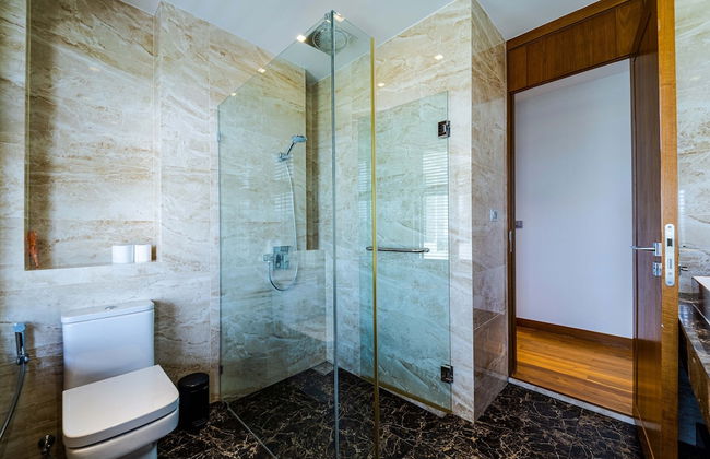 Luxury Mansion On Golf Course - BMG5 - Foto 67