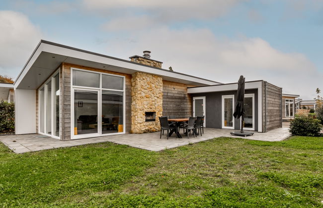 3 bedroom House in Bemelen with swimming pool and garden - Photo 1