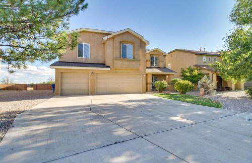 Chic New Mexico Retreat with Patio, Grill and Fire Pit - Foto 36
