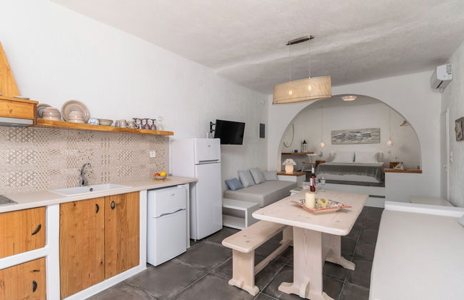 FANI DREAM SUITE 2&3 By Vilos Suites - Photo 9