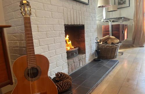 Charming Cottage nestled in the heart of a picturesque village - Foto 24