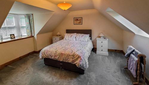 South Lodge - Photo 4