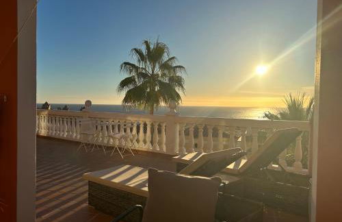 Playa del Duque-Amazing views 2 bedroom - Foto 12