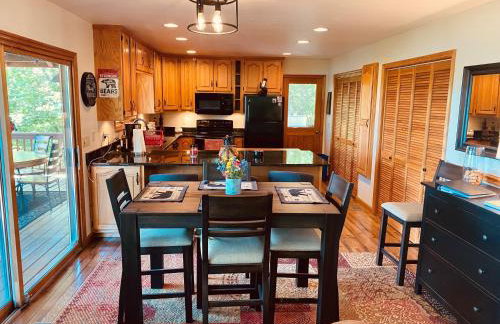 Bear's Mountaintop Home with Gorgeous Lake Views chalet - Foto 14