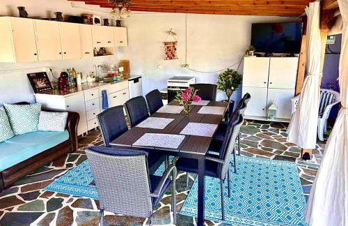 BLUE HOUSE - Photo 8