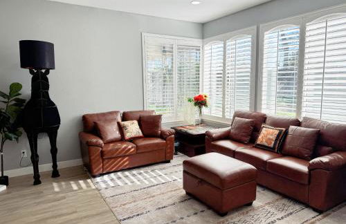 3000sqft Modern Minimal 5BR3BA Home Near ONT - Foto 42