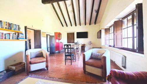 Casa Histórica con Piscina en la Costa Brava - Foto 5