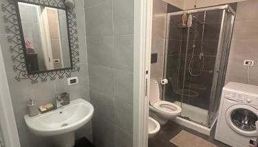 COZY APARTMENT NEAR CITY LiFE - Foto 5