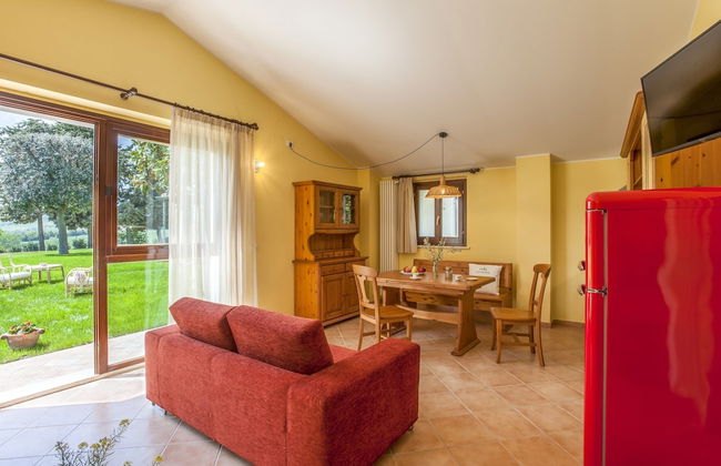 Inviting Holiday Home in San Costanzo With Swimming Pool - Foto 18