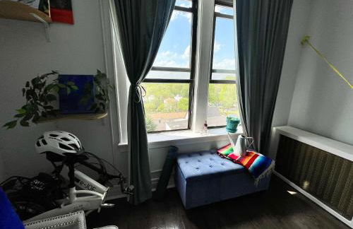 Sunny Jersey City 1BR, 25 min to NYC, 15min to EWR, King Bed, Hammock & Park Views - Foto 17