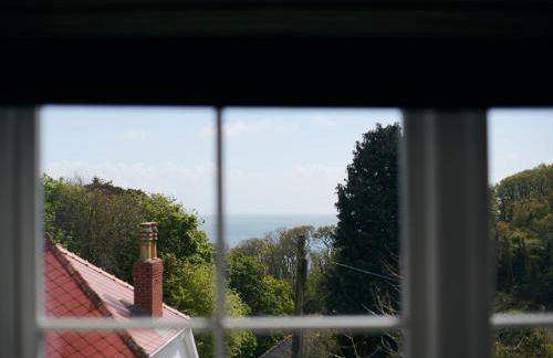 Footprints-comfortable and modern one bedroom Apartment - walking distance to the pretty harbour - Photo 8