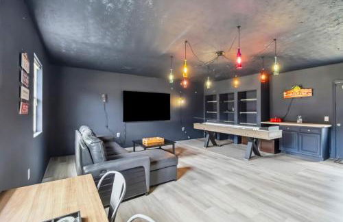 5BR with Game Room & Huge Backyard - Foto 7