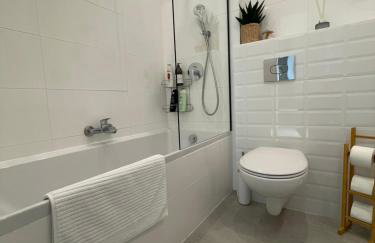 Apartament w Słupsku z klimatyzacją balkonem parkingiem - Photo 27