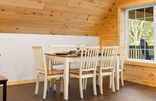 The A-mazing Creekside Escape - Foto 34