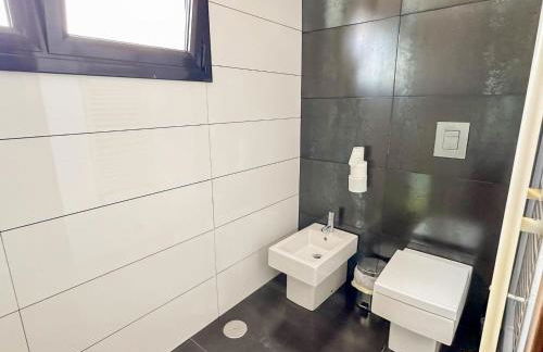 Espectacular casa con piscina - Foto 27