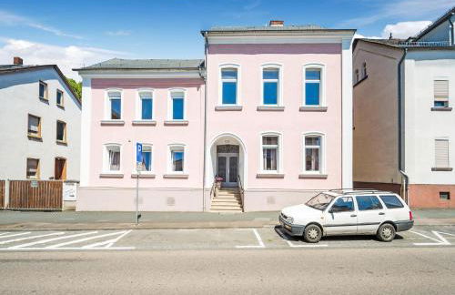 Apartment In Bad Camberg with parking - Photo 6