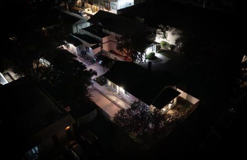 Reno Oasis: Stylish 1-Bedroom Escape - Foto 35