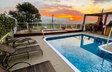 Paraíso Exclusivo- Piscina, Lareira e Natureza - Photo 1