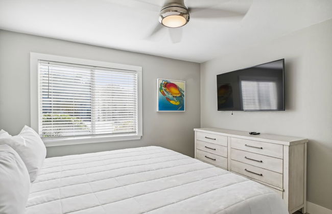 Southbay 55 is 2 Bedroom on the lake with short walk to beach by RedAwning - Foto 5